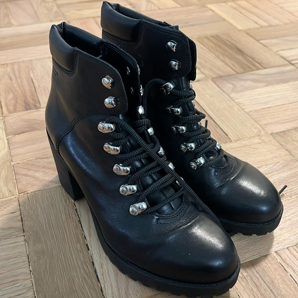 Vagabond Boots
